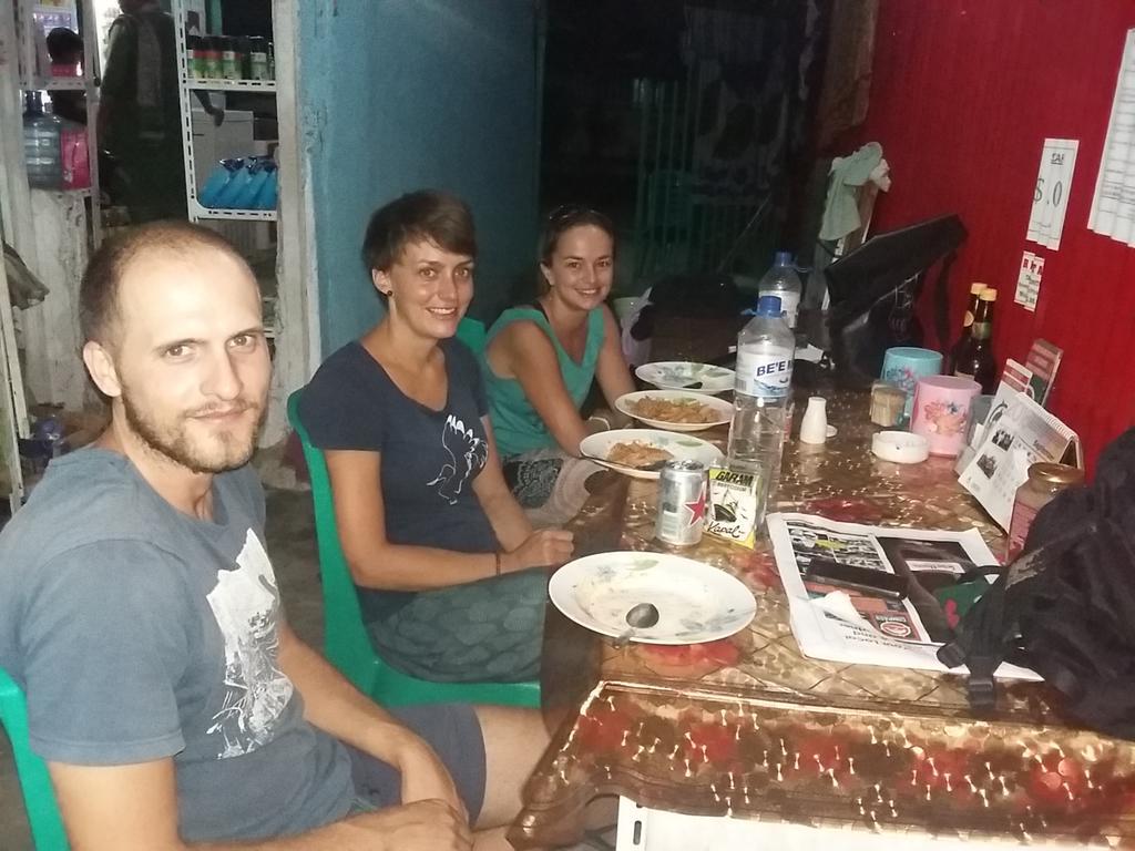 Casa Minha Backpackers Hostel Дили Экстерьер фото